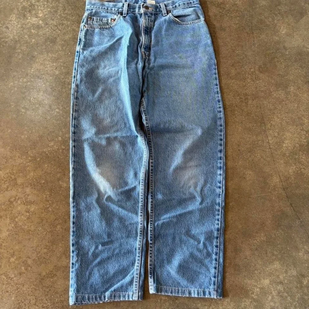 2000s levis straight leg jeans - Picture 2 of 5
